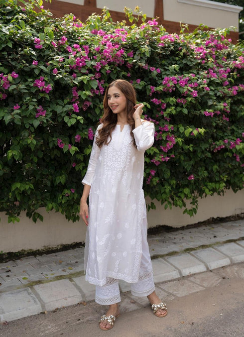 Ria Malhotra in Hand Embroidery Chikankari Long Kurti for Women In Chanderi Silk White-6